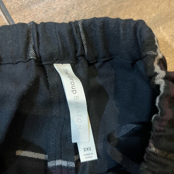 Aritzia The Group Babaton Jimmy Plaid Pull on Pants Size XXS - Picture 3 of 5